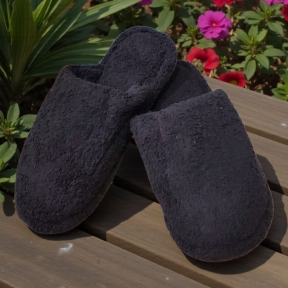 Shoes - Home Alone Slippers